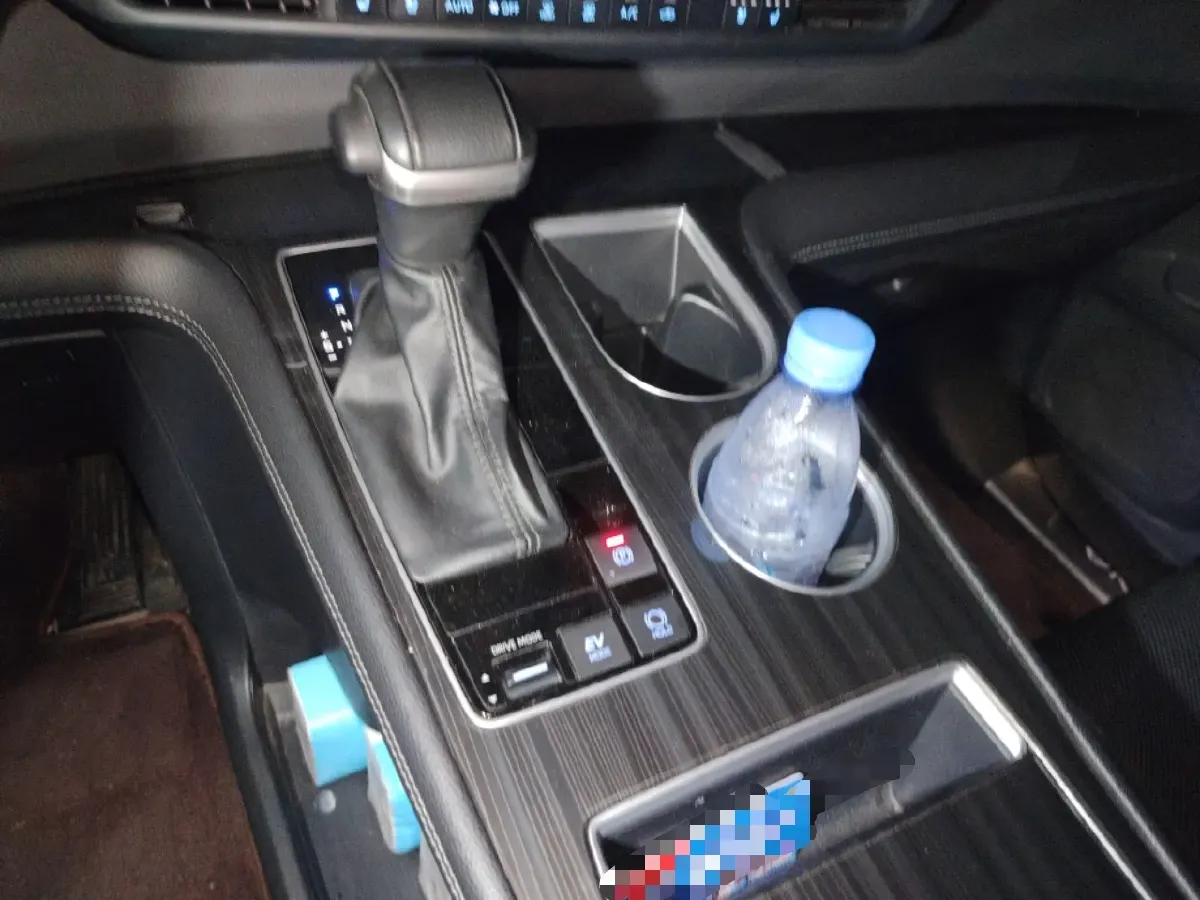 2021 Toyota Sienna 2.5L 192HP L4 E-CVT Hybrid,autocango,china used car exporter,china ev exporter,chinese used car exporter,chinese used ev exporter