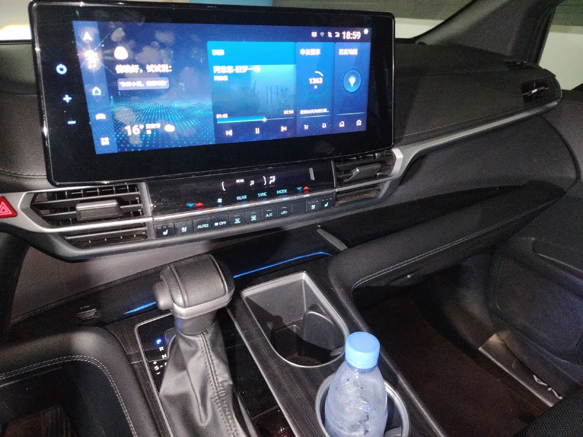 2021 Toyota Sienna 2.5L 192HP L4 E-CVT Hybrid,autocango,china used car exporter,china ev exporter,chinese used car exporter,chinese used ev exporter