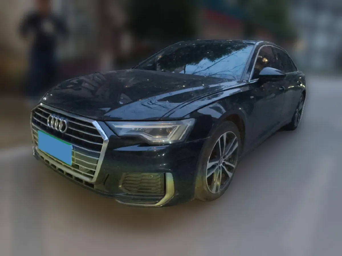 2021 Audi A6L 2.0T 190HP L4 7DCT,autocango,china used car exporter,china ev exporter,chinese used car exporter,chinese used ev exporter