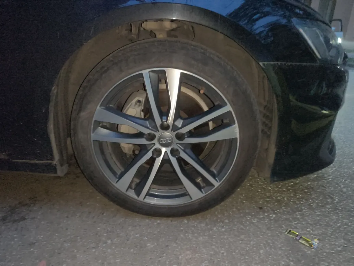 2021 Audi A6L 2.0T 190HP L4 7DCT,autocango,china used car exporter,china ev exporter,chinese used car exporter,chinese used ev exporter