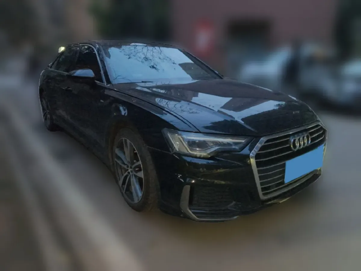 2021 Audi A6L 2.0T 190HP L4 7DCT,autocango,china used car exporter,china ev exporter,chinese used car exporter,chinese used ev exporter