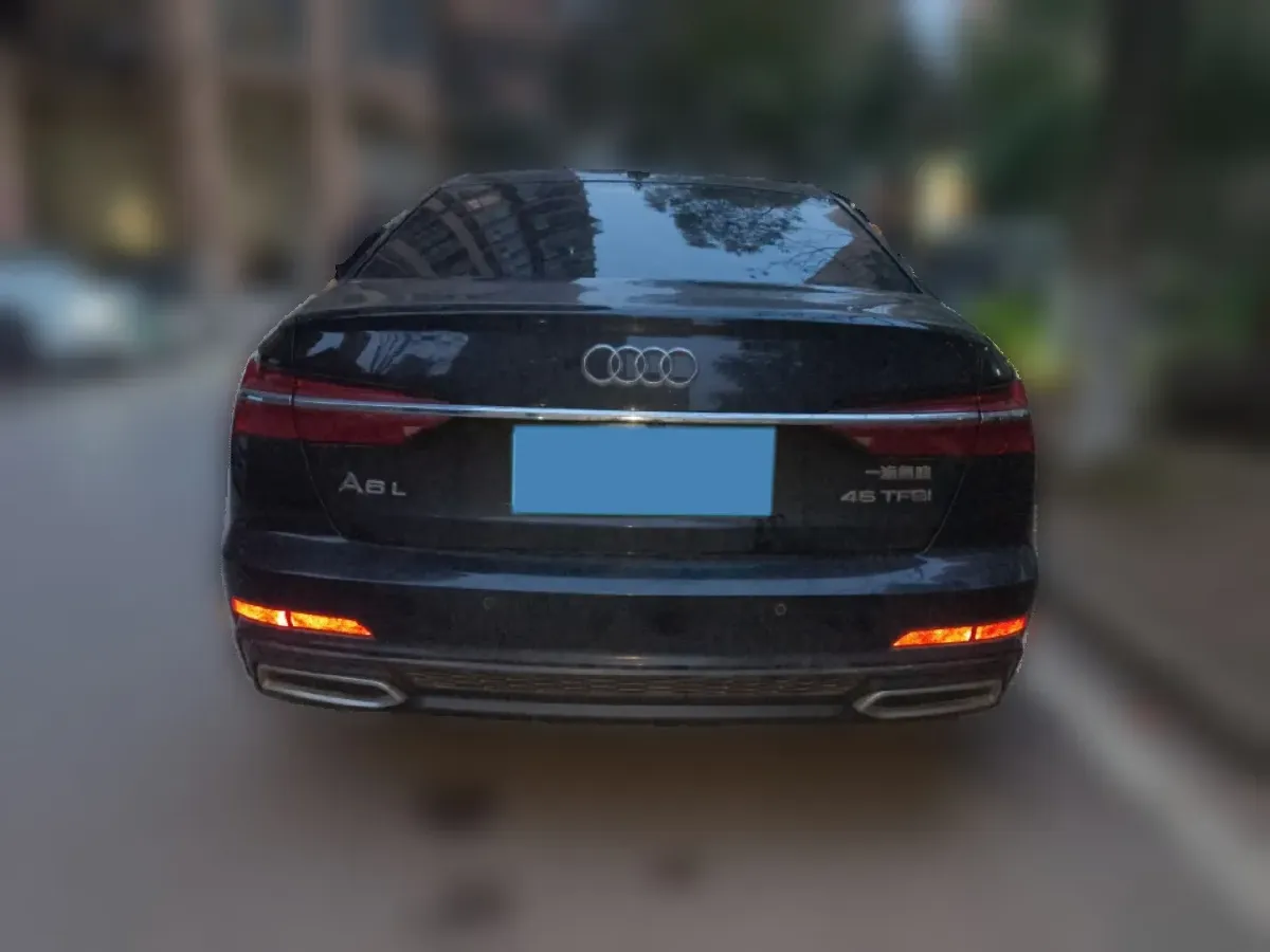2021 Audi A6L 2.0T 190HP L4 7DCT,autocango,china used car exporter,china ev exporter,chinese used car exporter,chinese used ev exporter