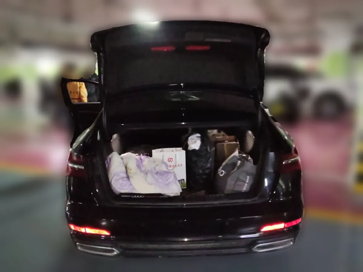 2019 Audi A6L 2.0T 224HP L4 7DCT,autocango,china used car exporter,china ev exporter,chinese used car exporter,chinese used ev exporter