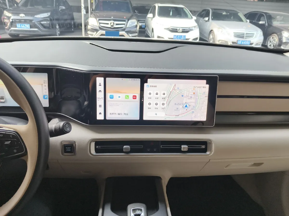 2025 Geely ICON 1.5T 181HP L4 7DCT,autocango,china used car exporter,china ev exporter,chinese used car exporter,chinese used ev exporter