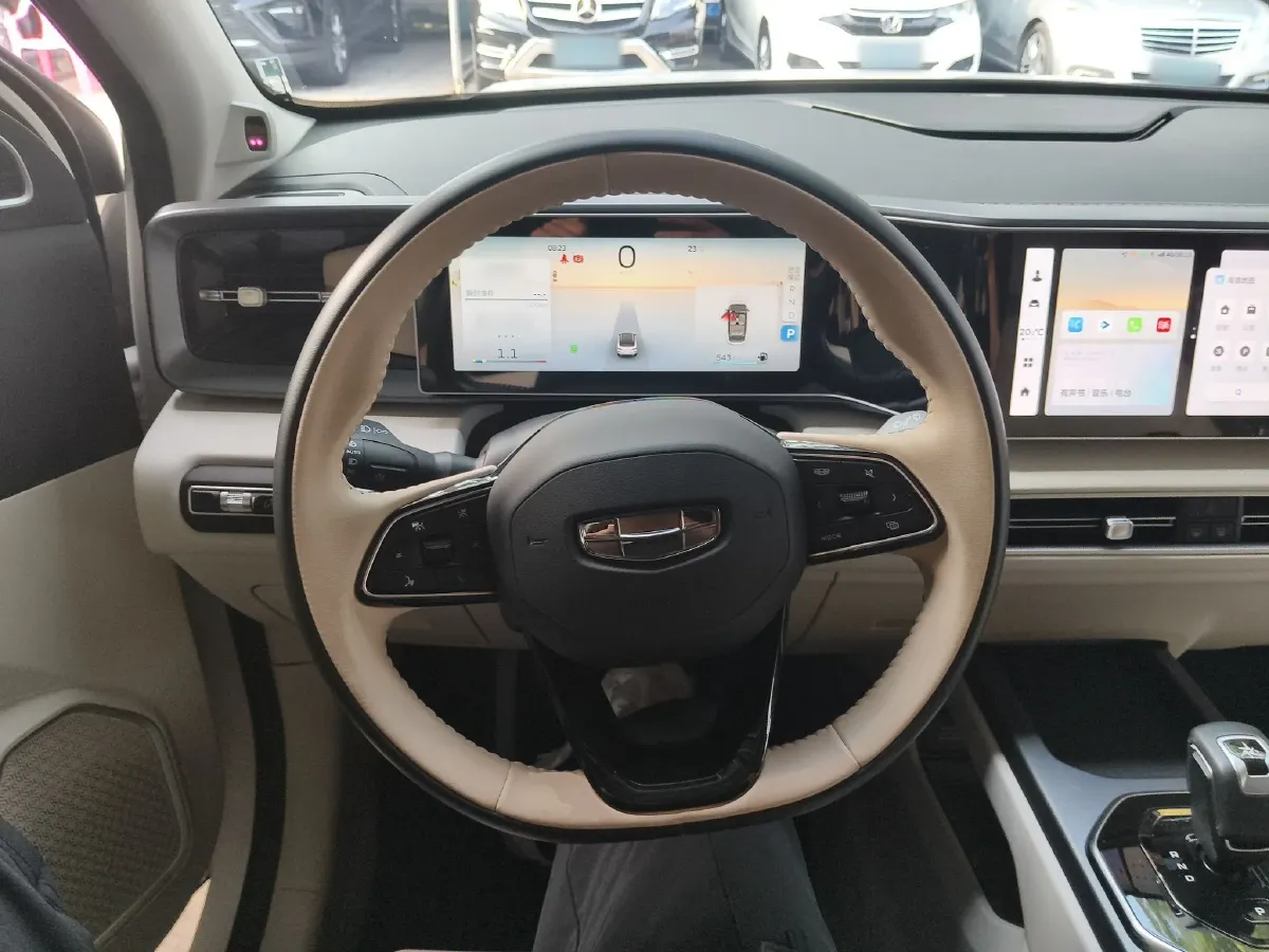 2025 Geely ICON 1.5T 181HP L4 7DCT,autocango,china used car exporter,china ev exporter,chinese used car exporter,chinese used ev exporter