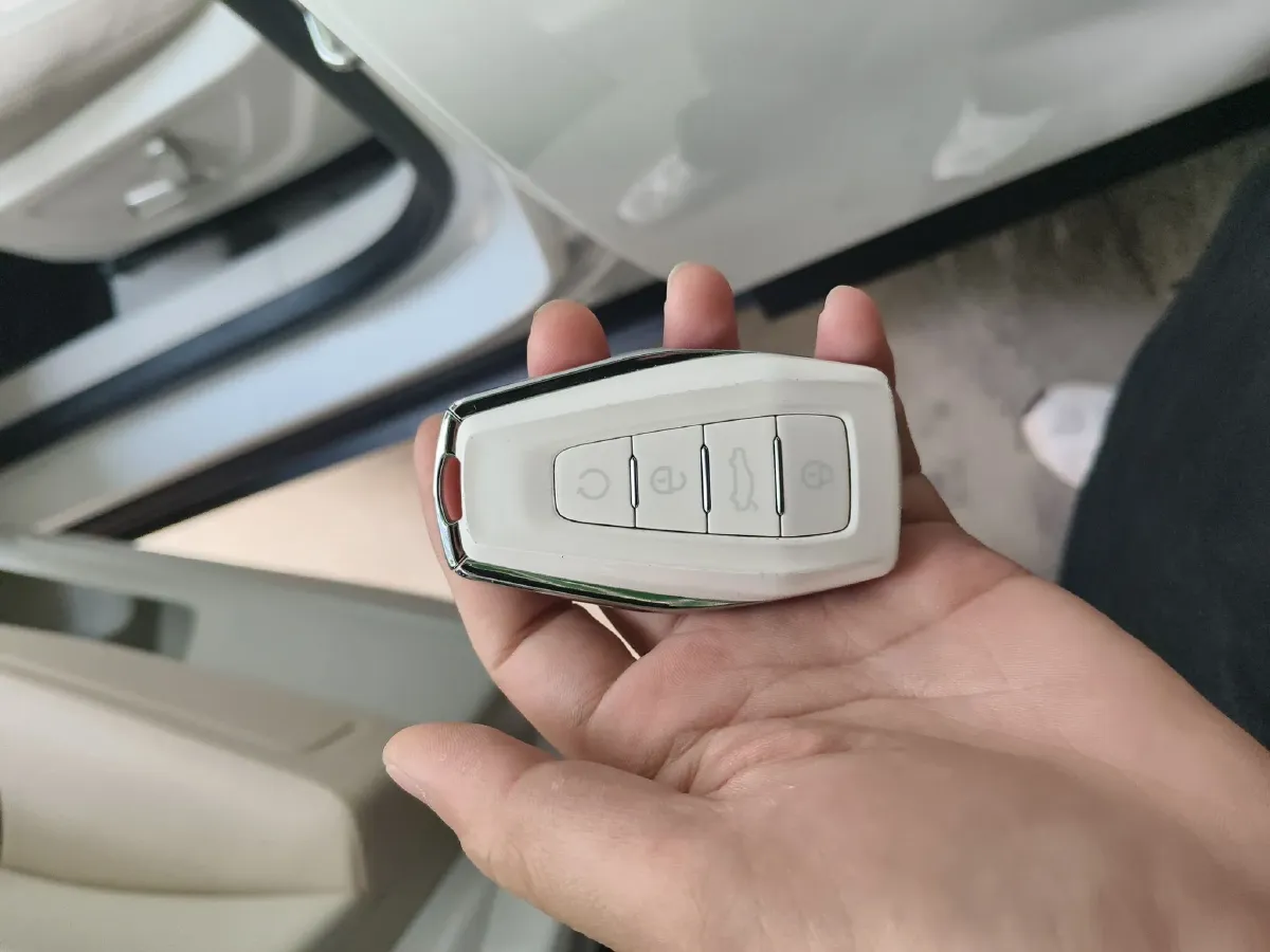 2025 Geely ICON 1.5T 181HP L4 7DCT,autocango,china used car exporter,china ev exporter,chinese used car exporter,chinese used ev exporter