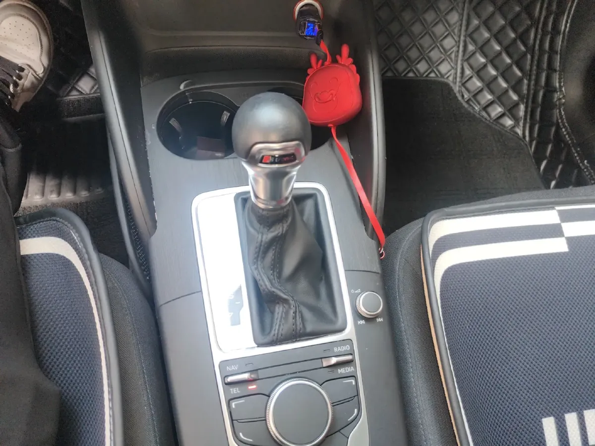 2016 Audi Q3 1.4T 150HP L4 6DCT,autocango,china used car exporter,china ev exporter,chinese used car exporter,chinese used ev exporter