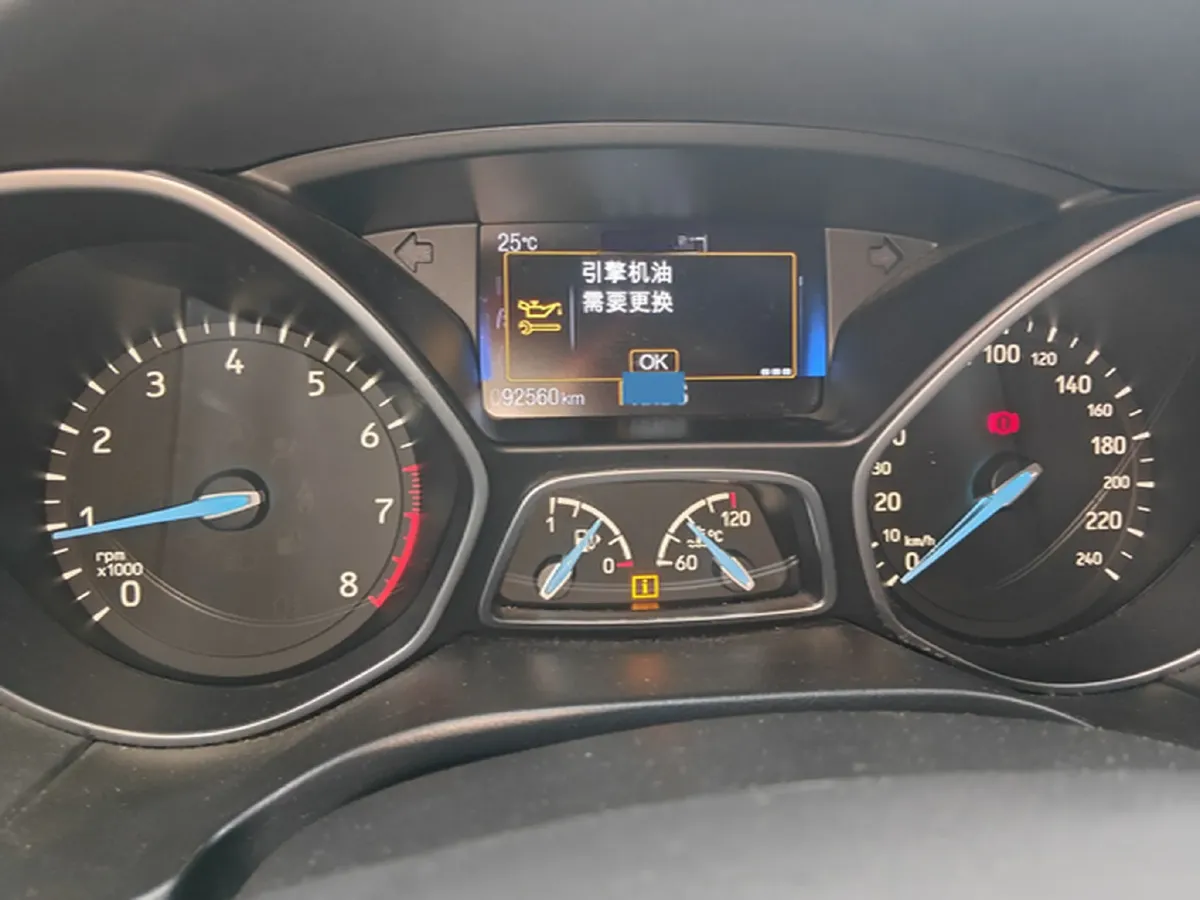 2017 Ford Focus 1.5T 181HP L4 6AT,autocango,china used car exporter,china ev exporter,chinese used car exporter,chinese used ev exporter