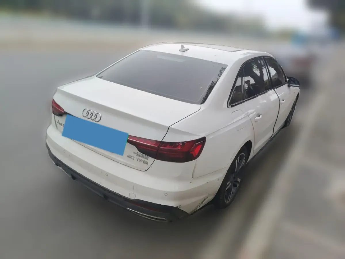 2022 Audi A4L 2.0T 190HP L4 7DCT,autocango,china used car exporter,china ev exporter,chinese used car exporter,chinese used ev exporter