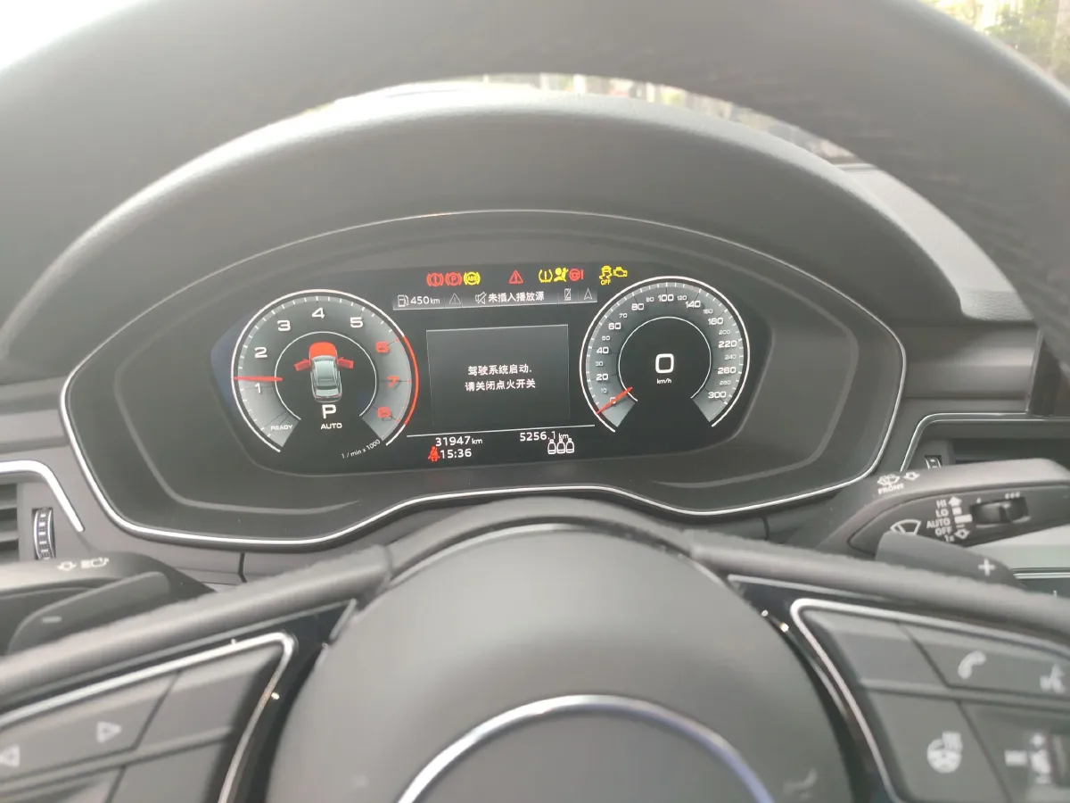 2022 Audi A4L 2.0T 190HP L4 7DCT,autocango,china used car exporter,china ev exporter,chinese used car exporter,chinese used ev exporter