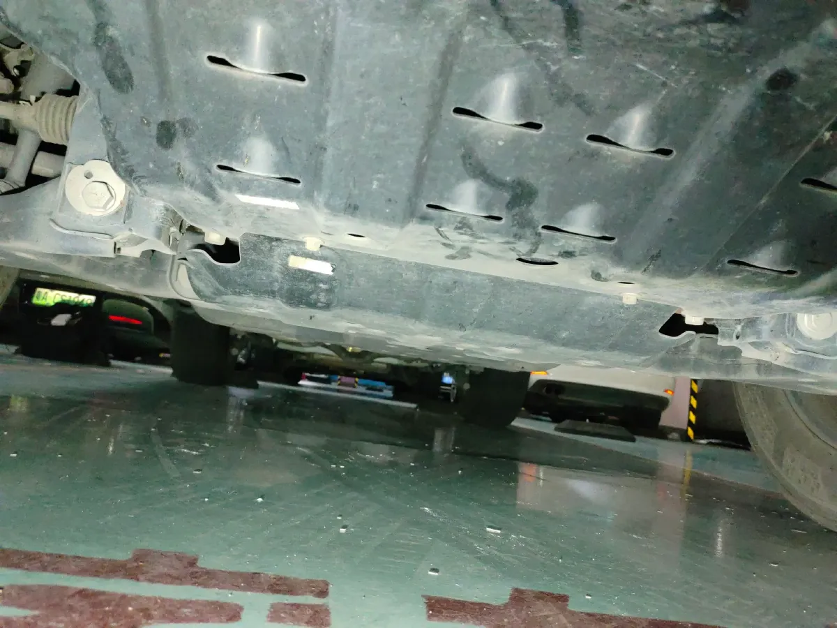 2024 Tank 300 2.0T 227HP L4 8AT,autocango,china used car exporter,china ev exporter,chinese used car exporter,chinese used ev exporter