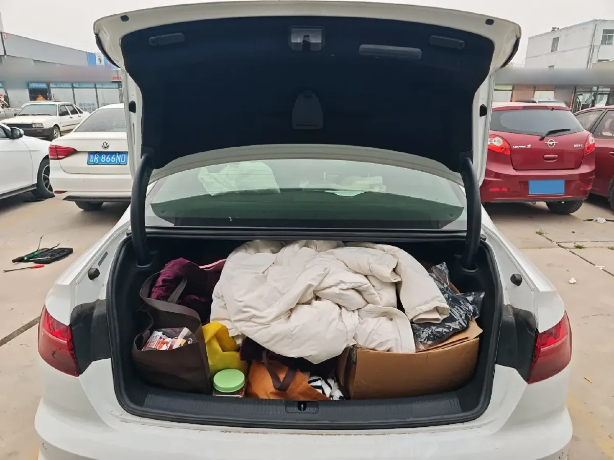 2020 Audi A4L 2.0T 190HP L4 7DCT,autocango,china used car exporter,china ev exporter,chinese used car exporter,chinese used ev exporter