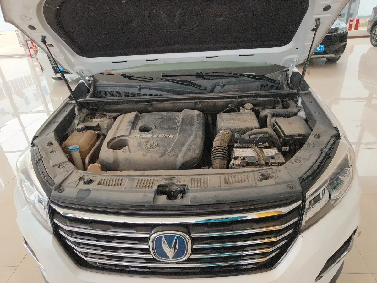 2018 ChangAn CS75 1.5T 178HP L4 6AT,autocango,china used car exporter,china ev exporter,chinese used car exporter,chinese used ev exporter