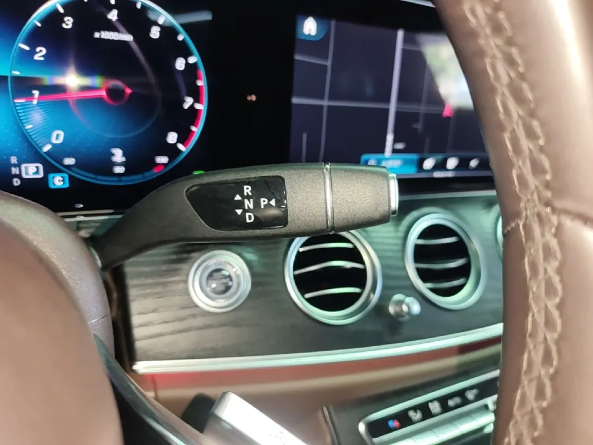 2022 Mercedes-Benz E Class 2.0T 258HP L4 9AT,autocango,china used car exporter,china ev exporter,chinese used car exporter,chinese used ev exporter
