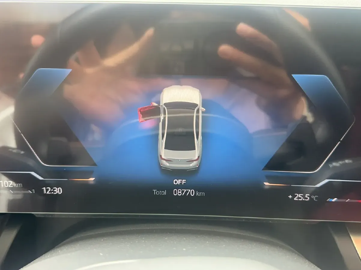 2025 BMW 5 Series 2.0T 258HP L4 8AT,autocango,china used car exporter,china ev exporter,chinese used car exporter,chinese used ev exporter