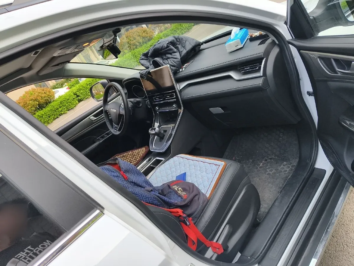 2021 Haval Jolion 1.5T 150HP L4 7DCT,autocango,china used car exporter,china ev exporter,chinese used car exporter,chinese used ev exporter