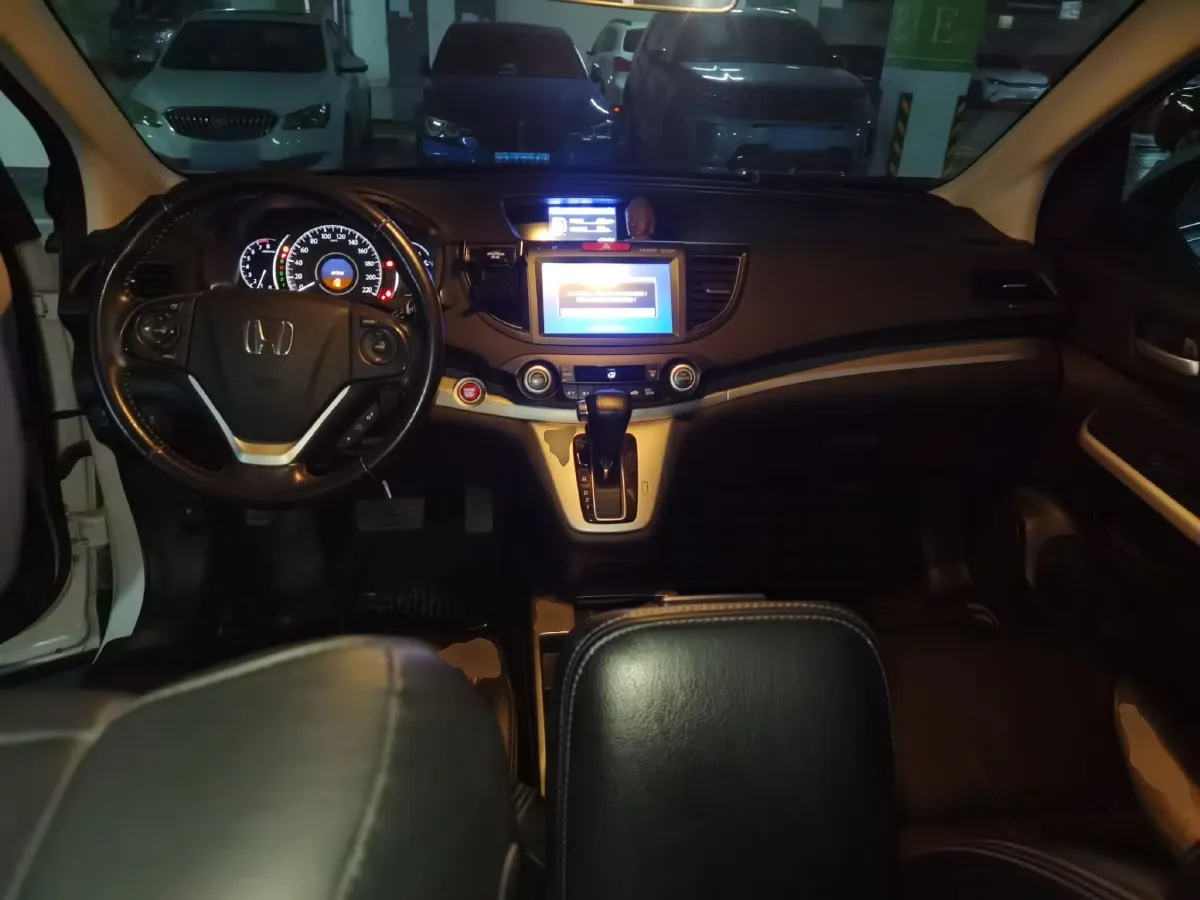 2013 Honda CR-V 2.4L 190HP L4 5AT,autocango,china used car exporter,china ev exporter,chinese used car exporter,chinese used ev exporter