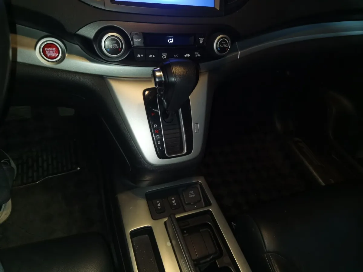 2013 Honda CR-V 2.4L 190HP L4 5AT,autocango,china used car exporter,china ev exporter,chinese used car exporter,chinese used ev exporter