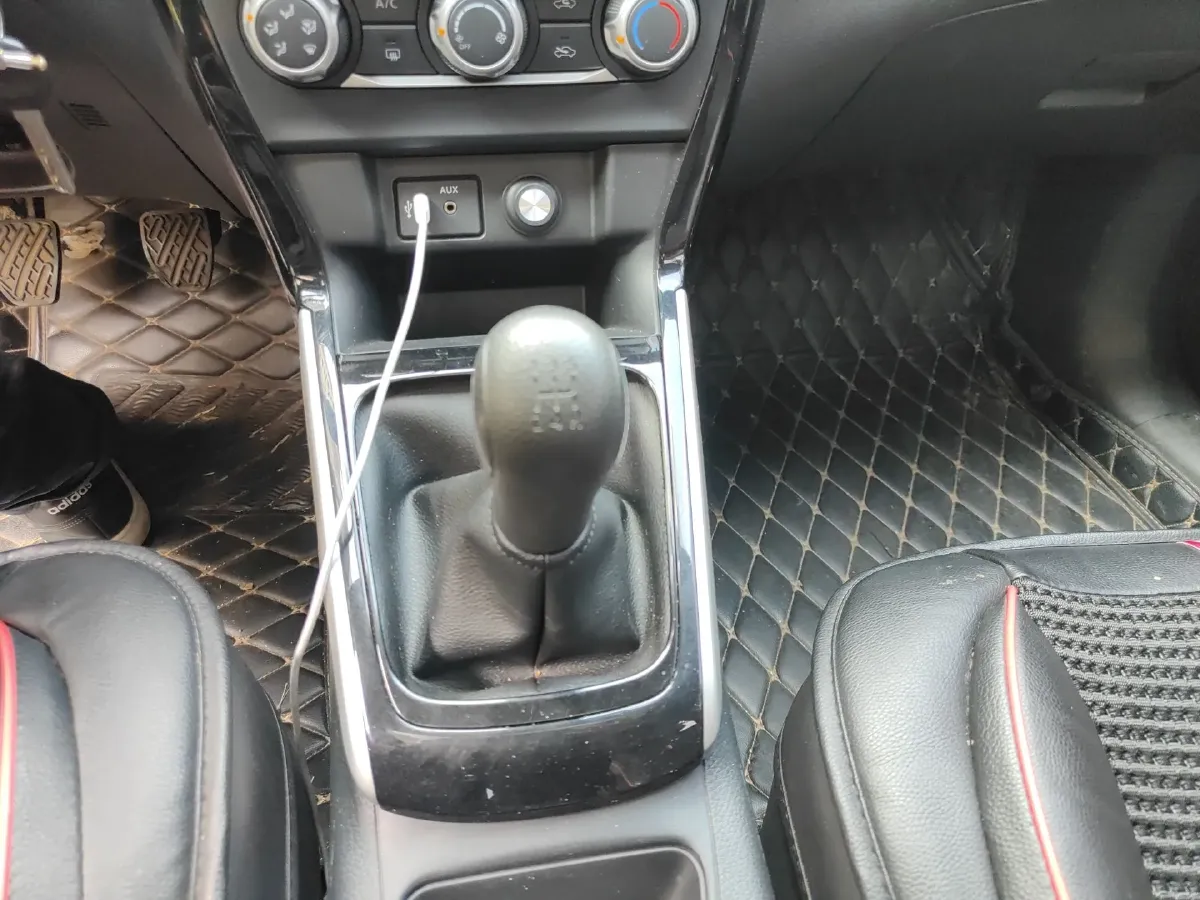 2019 Nissan Sylphy 1.6L 126HP L4 5MT,autocango,china used car exporter,china ev exporter,chinese used car exporter,chinese used ev exporter