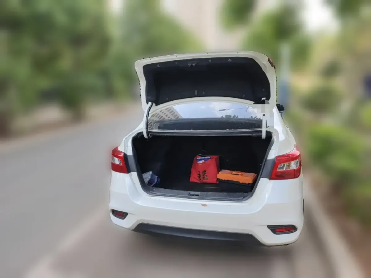 2019 Nissan Sylphy 1.6L 126HP L4 5MT,autocango,china used car exporter,china ev exporter,chinese used car exporter,chinese used ev exporter