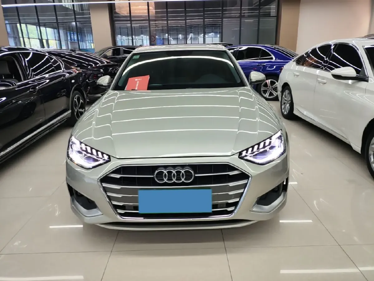 2020 Audi A4L 2.0T 190HP L4 7DCT,autocango,china used car exporter,china ev exporter,chinese used car exporter,chinese used ev exporter