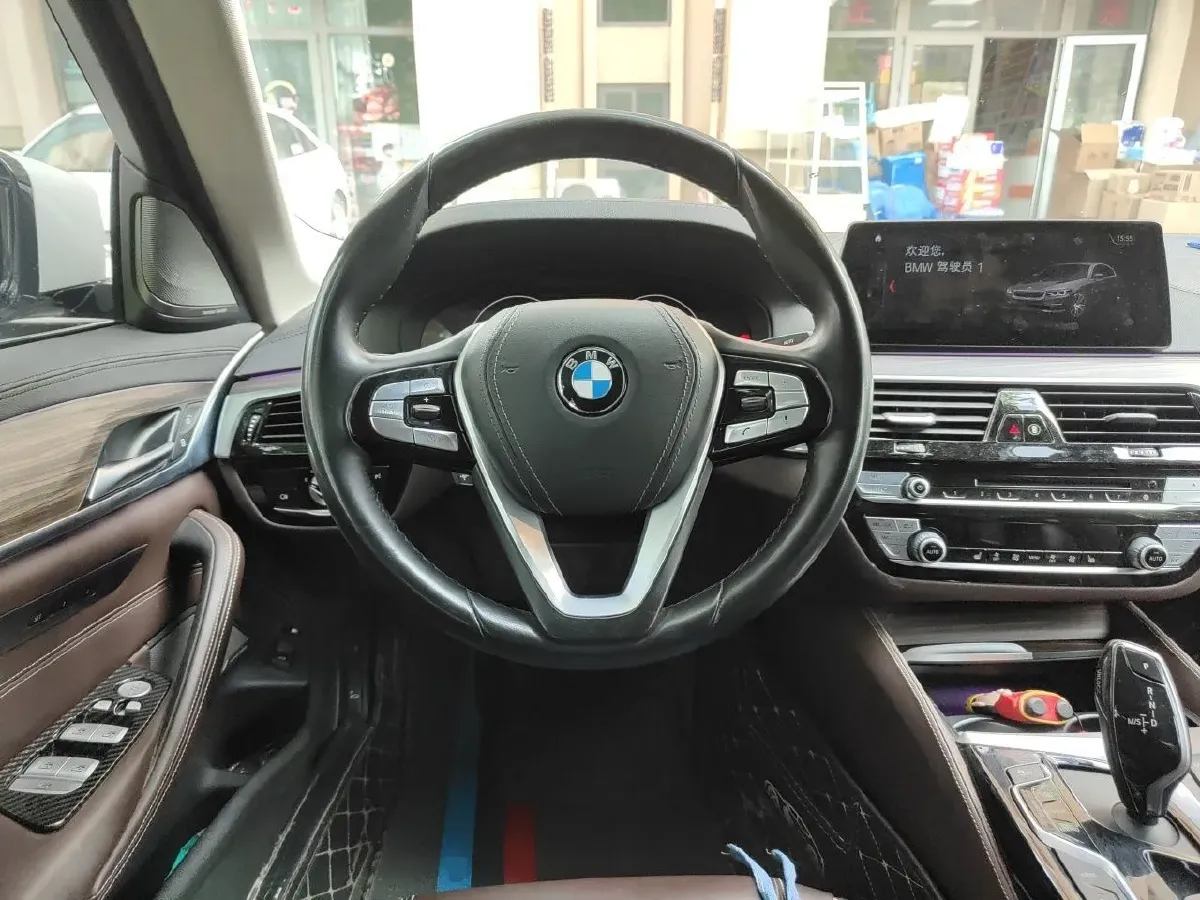 2019 BMW 5 Series 2.0T 184HP L4 8AT PHEV 13KWH,autocango,china used car exporter,china ev exporter,chinese used car exporter,chinese used ev exporter