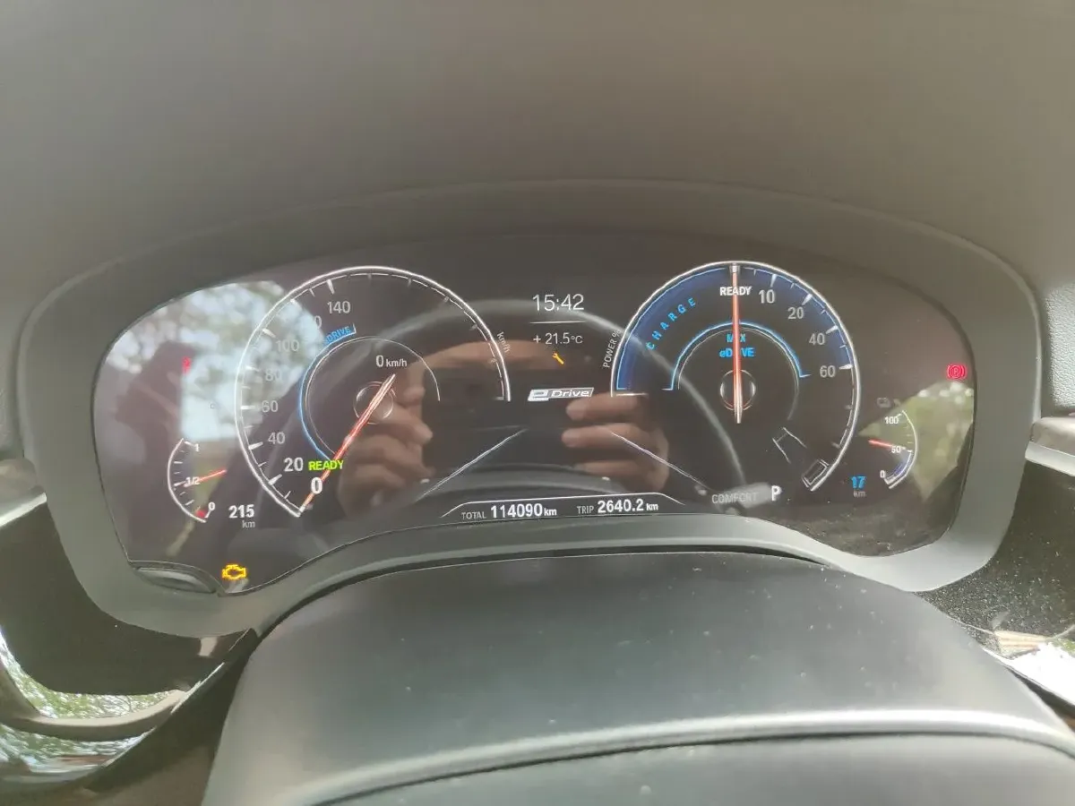 2019 BMW 5 Series 2.0T 184HP L4 8AT PHEV 13KWH,autocango,china used car exporter,china ev exporter,chinese used car exporter,chinese used ev exporter