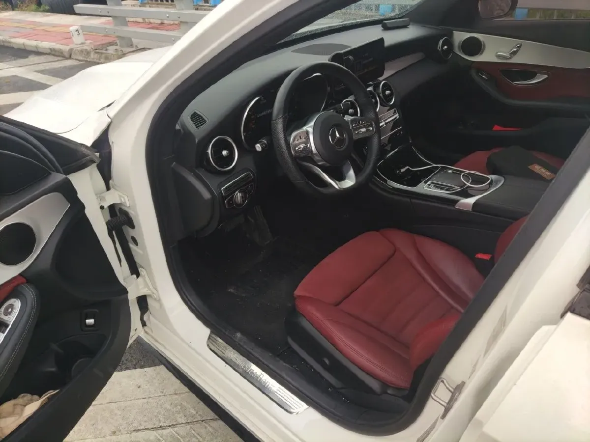2019 Mercedes-Benz C Class 1.5T 184HP L4 9AT,autocango,china used car exporter,china ev exporter,chinese used car exporter,chinese used ev exporter