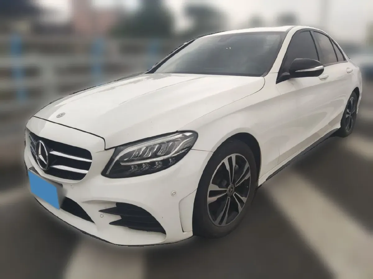 2019 Mercedes-Benz C Class 1.5T 184HP L4 9AT,autocango,china used car exporter,china ev exporter,chinese used car exporter,chinese used ev exporter