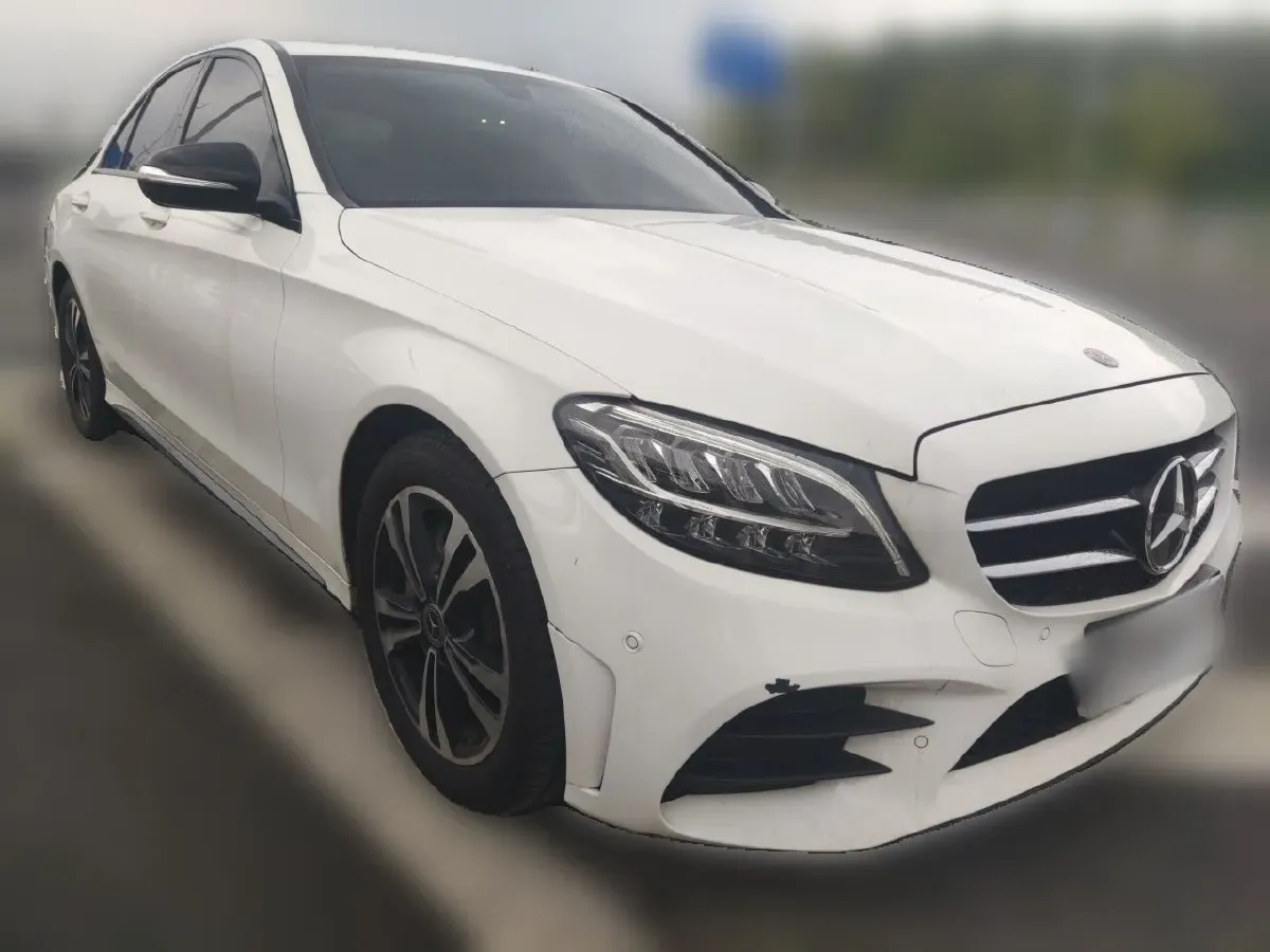 2019 Mercedes-Benz C Class 1.5T 184HP L4 9AT,autocango,china used car exporter,china ev exporter,chinese used car exporter,chinese used ev exporter