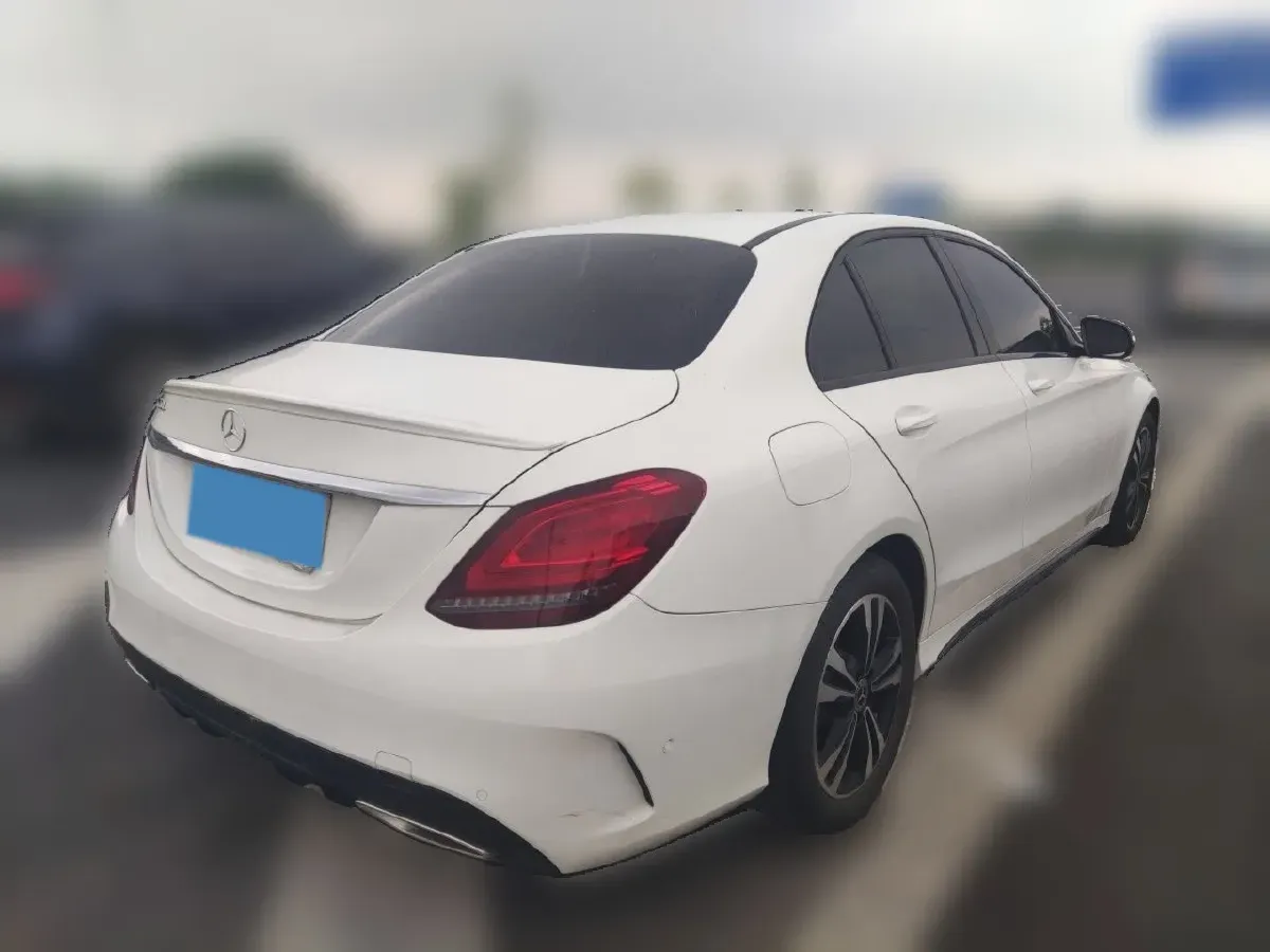 2019 Mercedes-Benz C Class 1.5T 184HP L4 9AT,autocango,china used car exporter,china ev exporter,chinese used car exporter,chinese used ev exporter