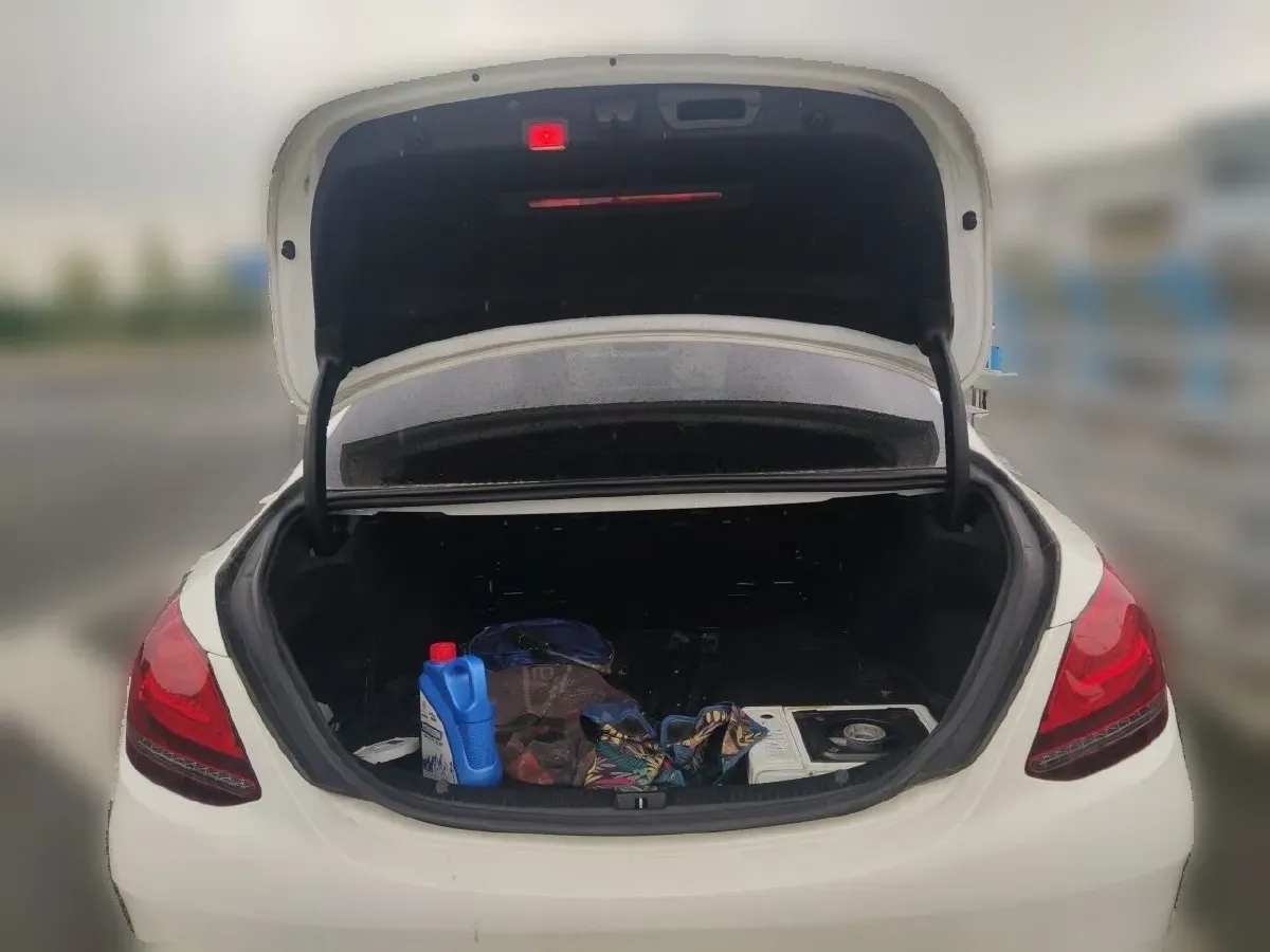 2019 Mercedes-Benz C Class 1.5T 184HP L4 9AT,autocango,china used car exporter,china ev exporter,chinese used car exporter,chinese used ev exporter