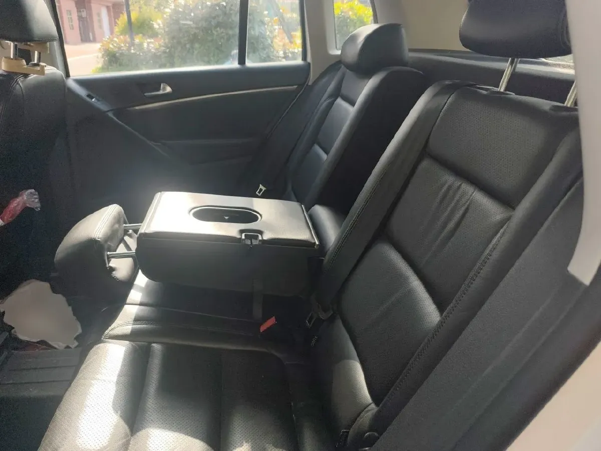 2015 Volkswagen Tiguan 1.8T 160HP L4 6AT,autocango,china used car exporter,china ev exporter,chinese used car exporter,chinese used ev exporter