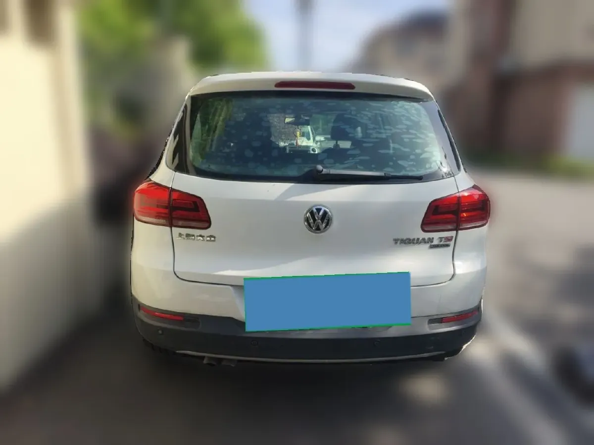 2015 Volkswagen Tiguan 1.8T 160HP L4 6AT,autocango,china used car exporter,china ev exporter,chinese used car exporter,chinese used ev exporter