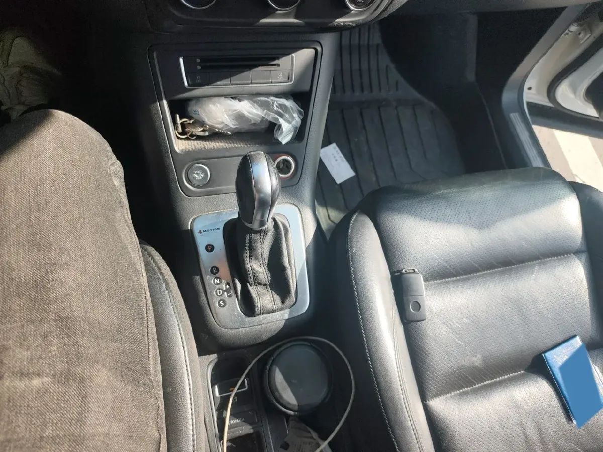 2015 Volkswagen Tiguan 1.8T 160HP L4 6AT,autocango,china used car exporter,china ev exporter,chinese used car exporter,chinese used ev exporter