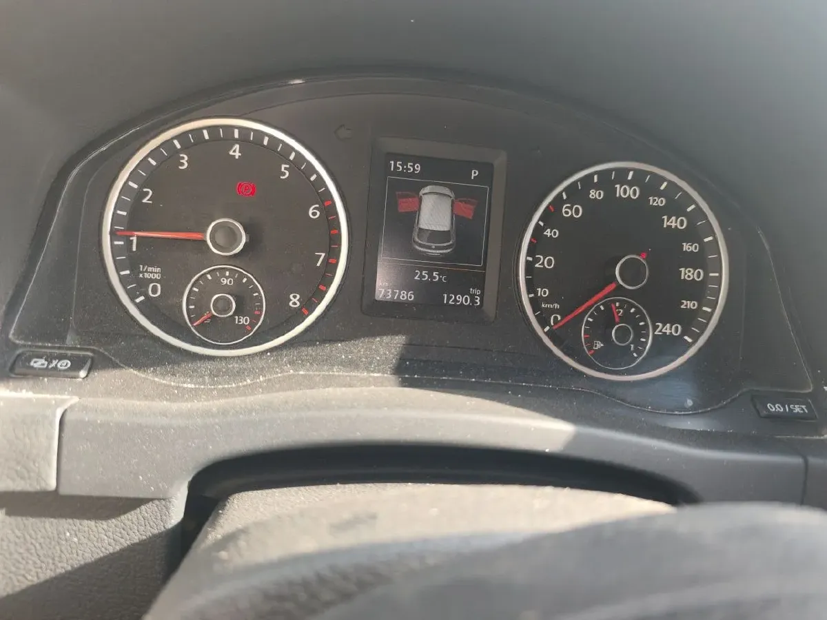 2015 Volkswagen Tiguan 1.8T 160HP L4 6AT,autocango,china used car exporter,china ev exporter,chinese used car exporter,chinese used ev exporter