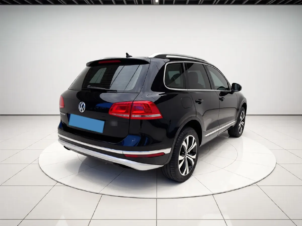 2017 Volkswagen Touareg 3.0T 320HP V6 8AT,autocango,china used car exporter,china ev exporter,chinese used car exporter,chinese used ev exporter
