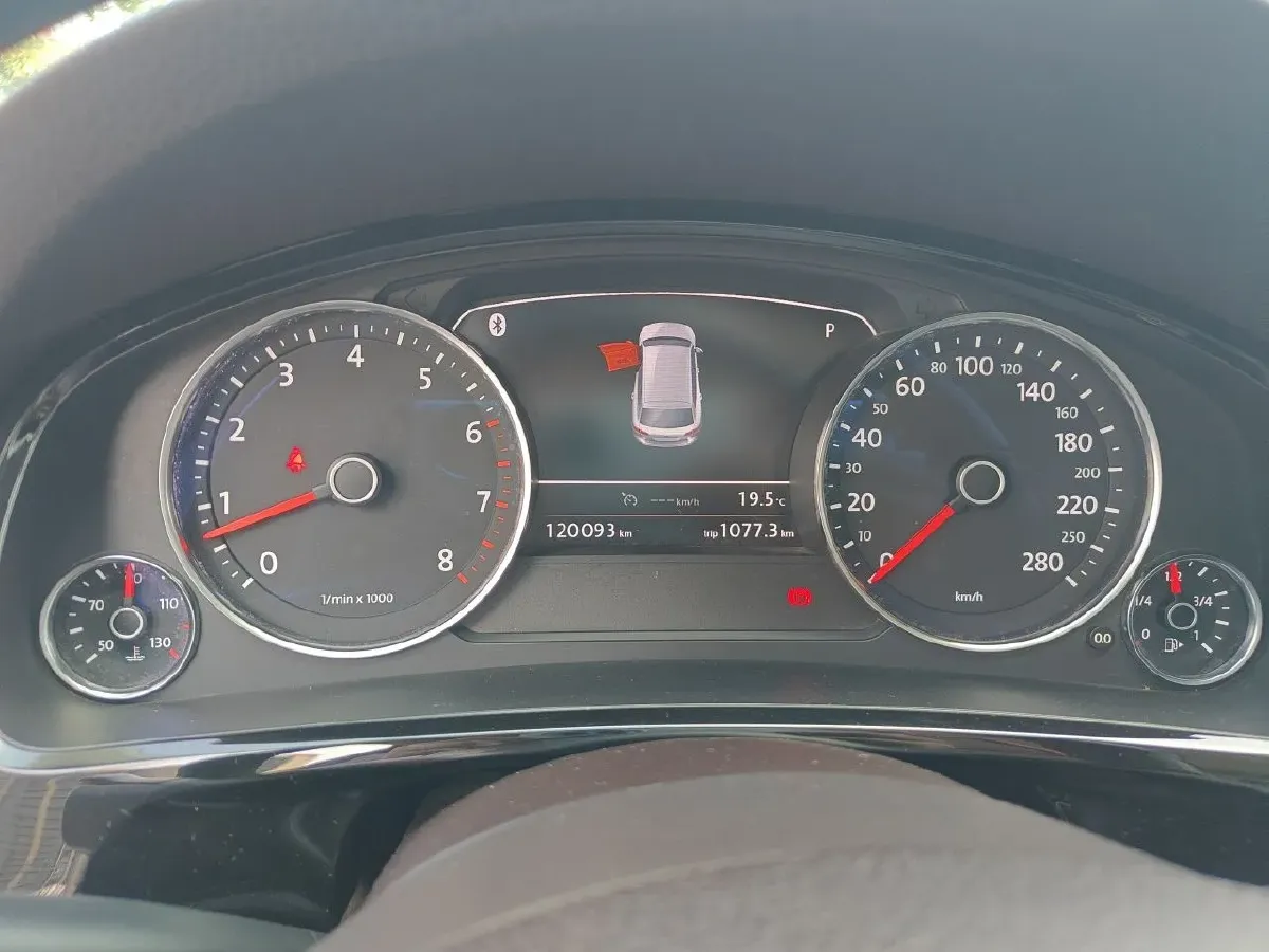 2017 Volkswagen Touareg 3.0T 320HP V6 8AT,autocango,china used car exporter,china ev exporter,chinese used car exporter,chinese used ev exporter