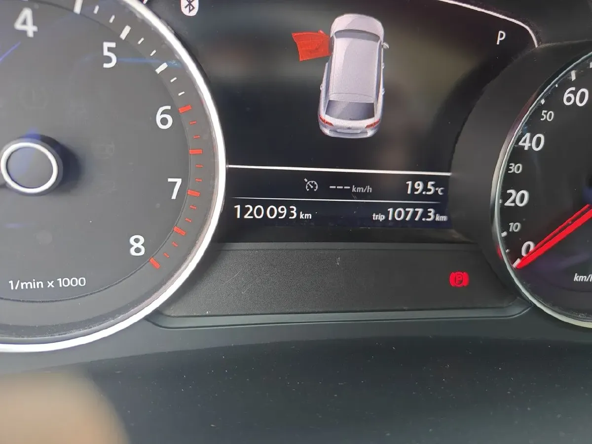 2017 Volkswagen Touareg 3.0T 320HP V6 8AT,autocango,china used car exporter,china ev exporter,chinese used car exporter,chinese used ev exporter