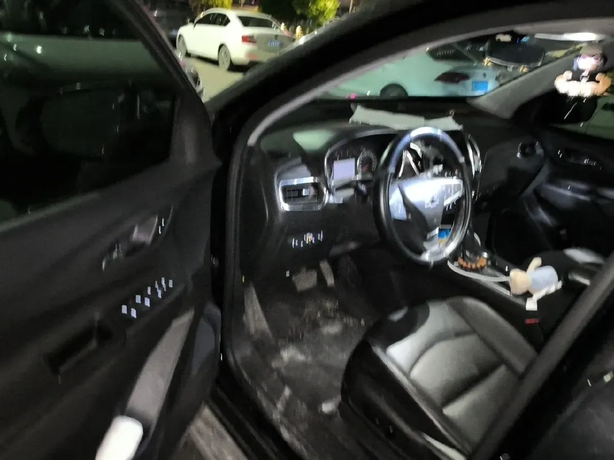 2018 Chevrolet Equinox 1.5T 180HP L4 6AT,autocango,china used car exporter,china ev exporter,chinese used car exporter,chinese used ev exporter