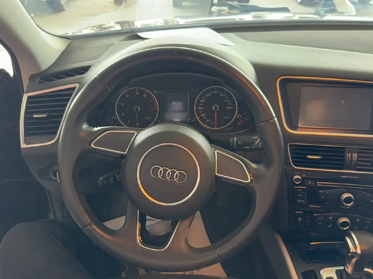 2017 Audi Q5 2.0T 230HP L4 8AT,autocango,china used car exporter,china ev exporter,chinese used car exporter,chinese used ev exporter