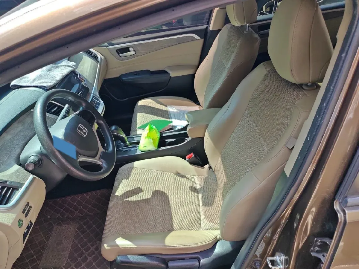 2017 Honda Jade 1.8L 141HP L4 5AT,autocango,china used car exporter,china ev exporter,chinese used car exporter,chinese used ev exporter