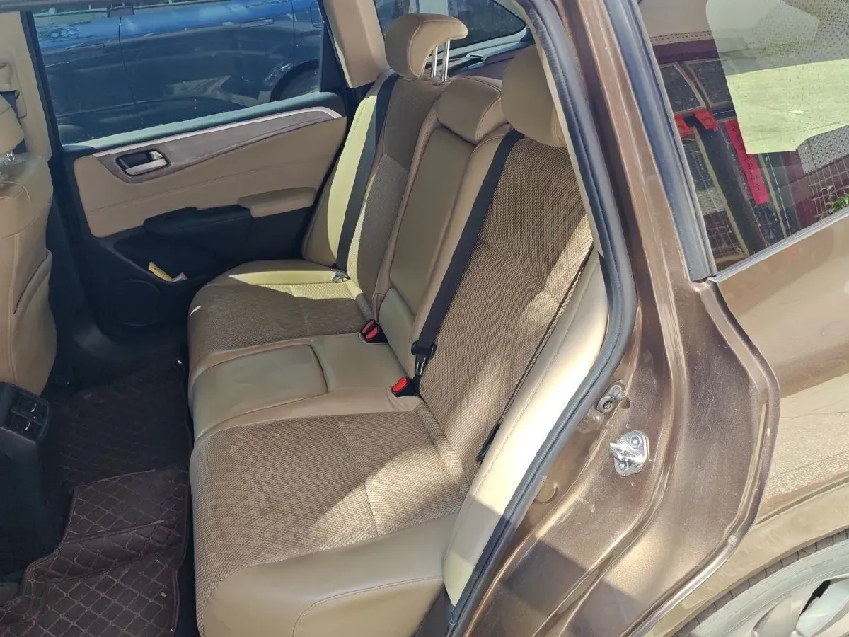 2017 Honda Jade 1.8L 141HP L4 5AT,autocango,china used car exporter,china ev exporter,chinese used car exporter,chinese used ev exporter