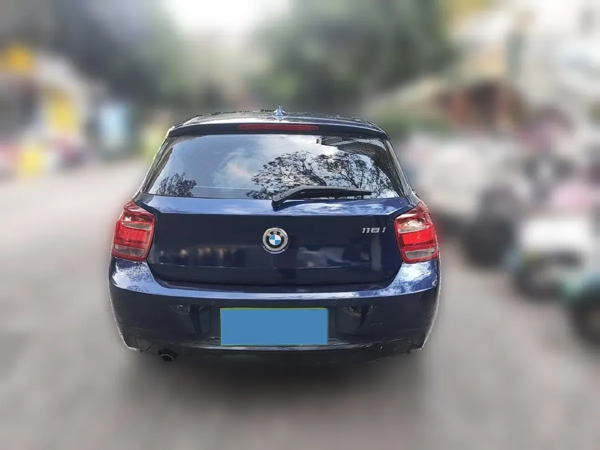 2013 BMW 1 Series 1.6T 170HP L4 8AT,autocango,china used car exporter,china ev exporter,chinese used car exporter,chinese used ev exporter