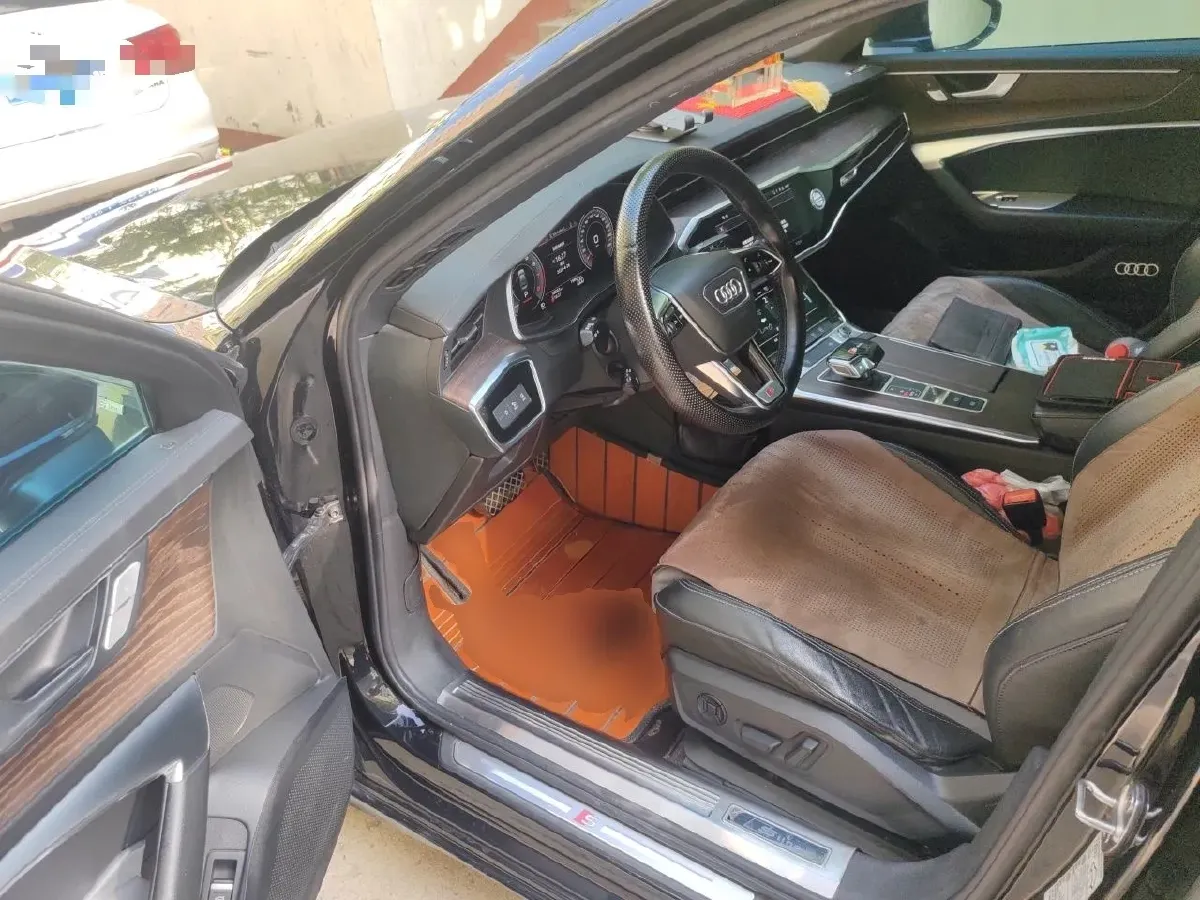 2021 Audi A6L 2.0T 190HP L4 7DCT,autocango,china used car exporter,china ev exporter,chinese used car exporter,chinese used ev exporter