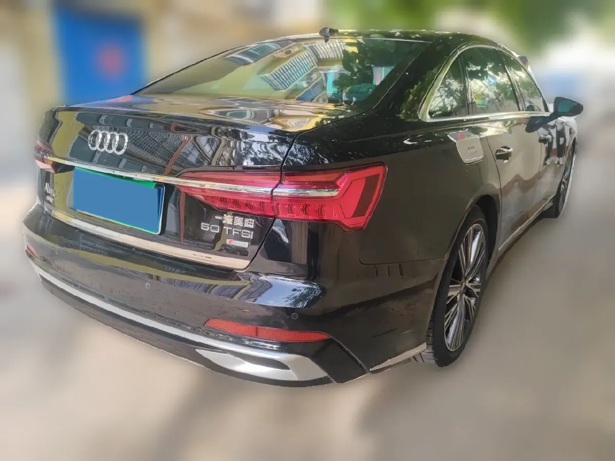 2021 Audi A6L 2.0T 190HP L4 7DCT,autocango,china used car exporter,china ev exporter,chinese used car exporter,chinese used ev exporter