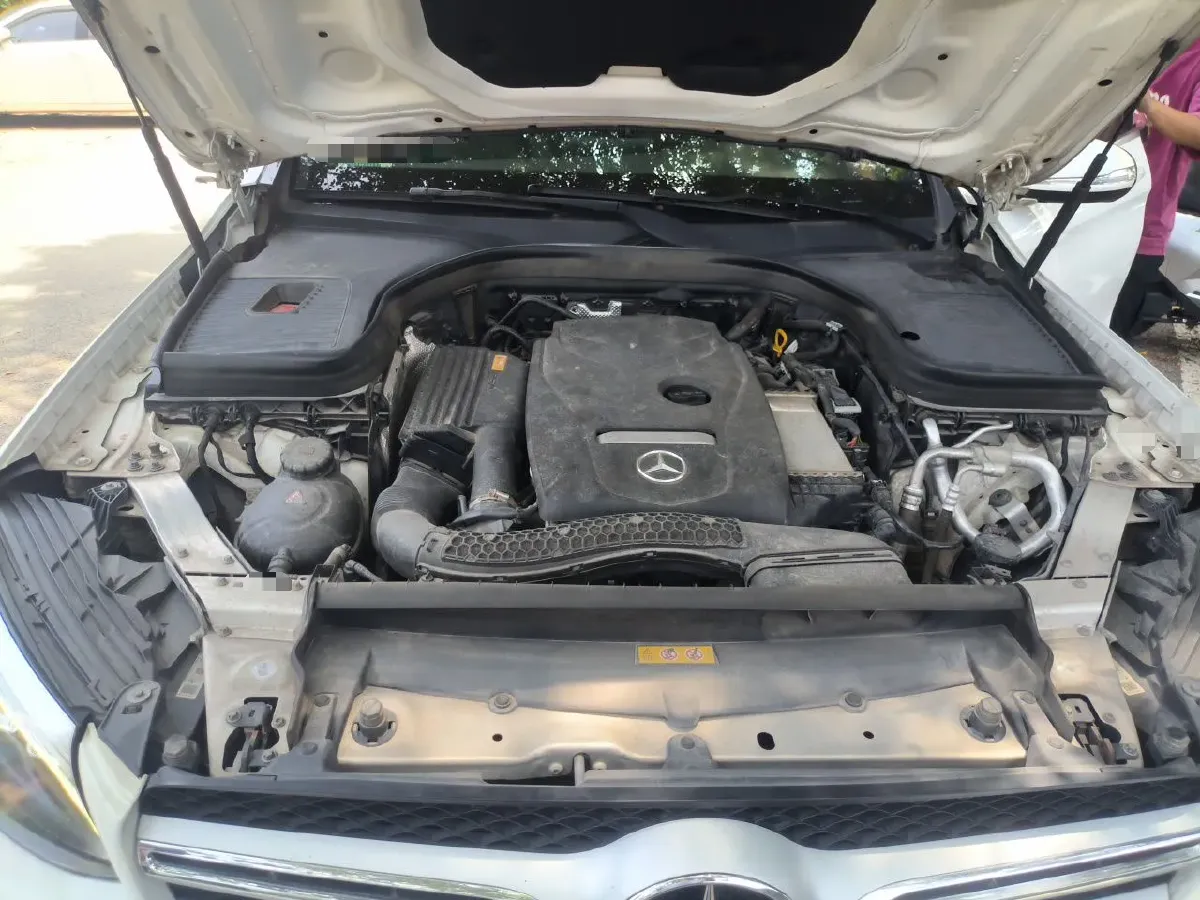 2017 Mercedes-Benz GLC Class 2.0T 211HP L4 9AT,autocango,china used car exporter,china ev exporter,chinese used car exporter,chinese used ev exporter