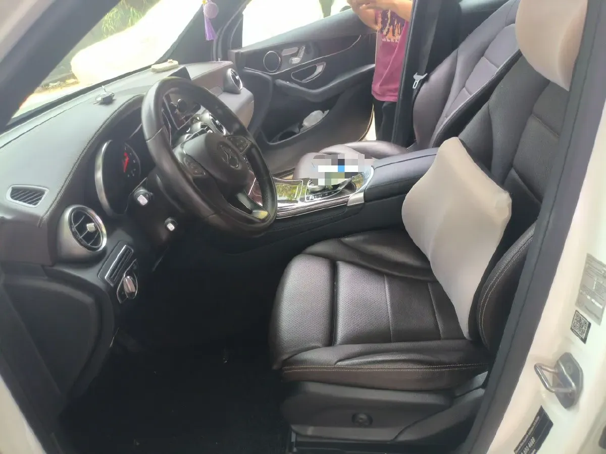 2017 Mercedes-Benz GLC Class 2.0T 211HP L4 9AT,autocango,china used car exporter,china ev exporter,chinese used car exporter,chinese used ev exporter