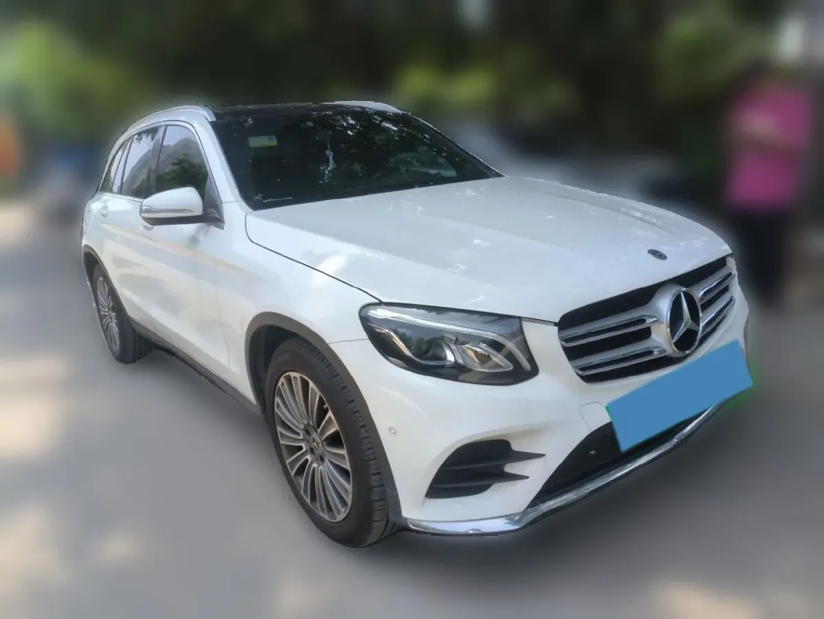 2017 Mercedes-Benz GLC Class 2.0T 211HP L4 9AT,autocango,china used car exporter,china ev exporter,chinese used car exporter,chinese used ev exporter