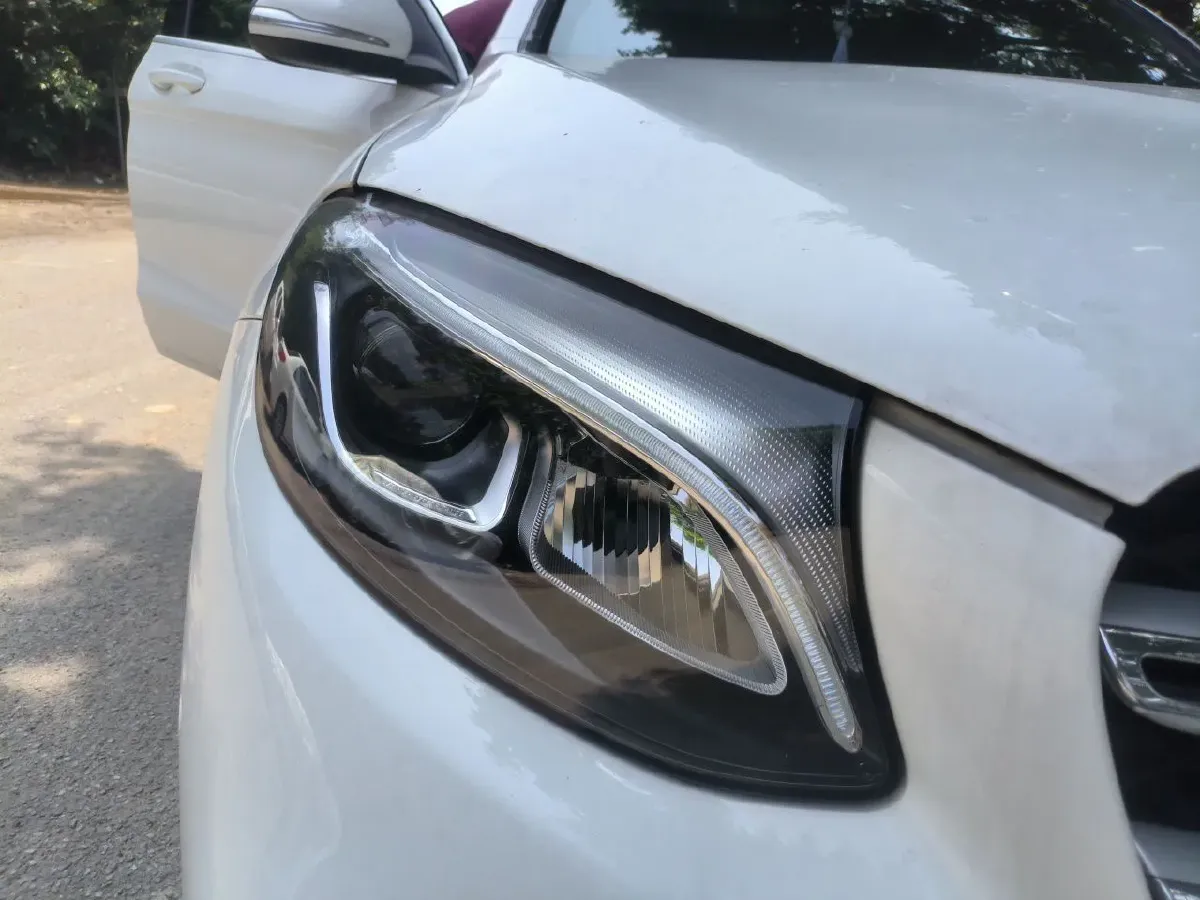 2017 Mercedes-Benz GLC Class 2.0T 211HP L4 9AT,autocango,china used car exporter,china ev exporter,chinese used car exporter,chinese used ev exporter